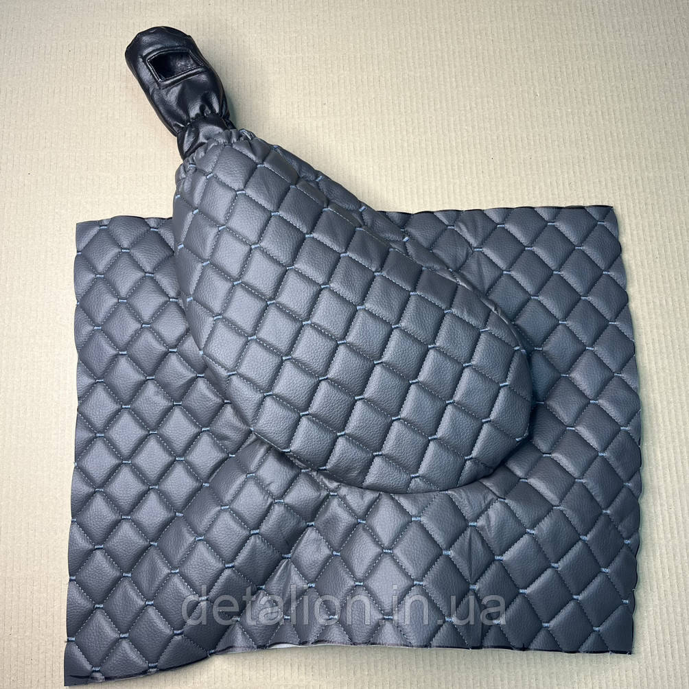 Чохол важеля КППКАМАЗ ЄВРО (під тритрубну ручку) (екошкіра сіра із сірою строчкою) LUXURY 53205-5112064, фото 1