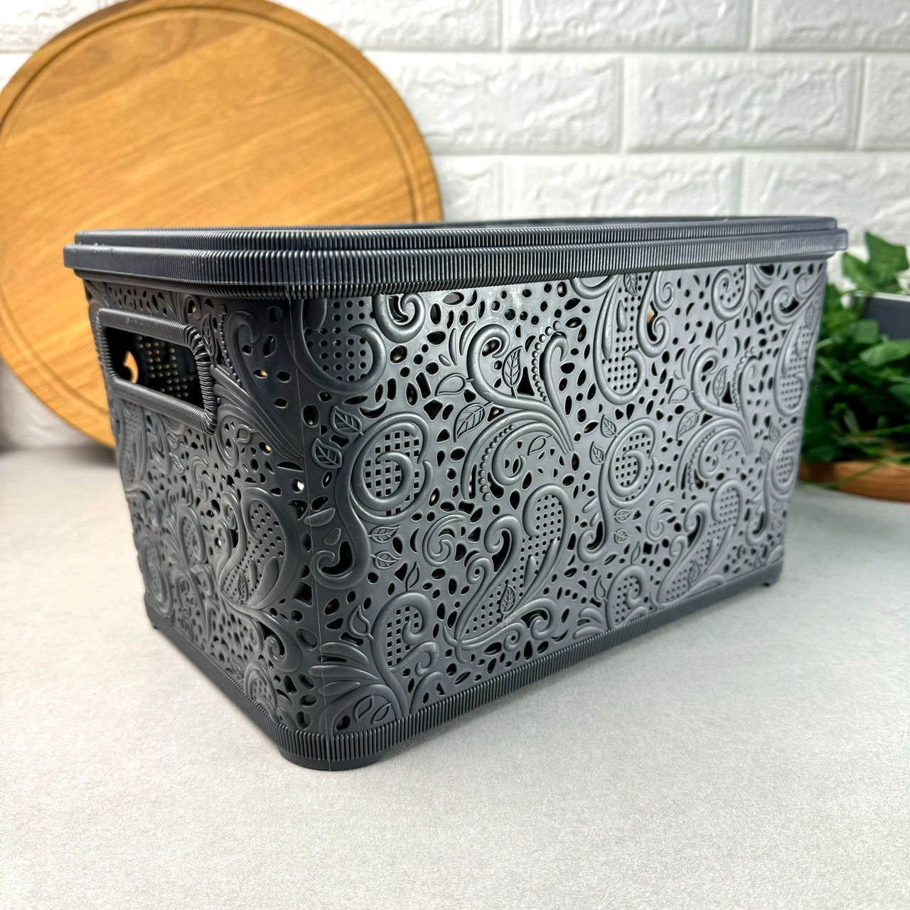 Ажурний сірий кошик для зберігання з кришкою 7.5л
