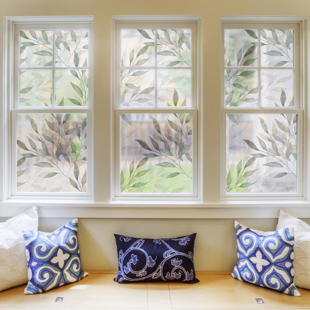 Матирующая ПВХ плівка для дзеркала на скло Акварельне листя Зелене самоклеюча захисна напівпрозора 1 пог.м