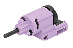 Датчик стоп сигналу Гольф 4, Октавія Тур, Ауді А3, Шаран, Лупо, Поло, Туарег, Бора (1J0945511D) Vernet BS4583