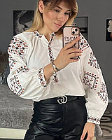 Жіноча вишиванка біла з орнаментом ESQ 5672, блузка з вишитими руками в етно стилі