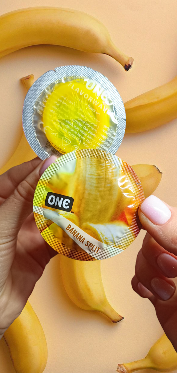 Ароматизовані презервативи зі смаком банана з силіконовою змазкою ONE Banana Split 1 шт