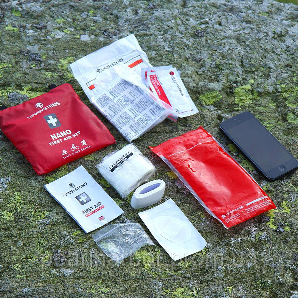 Аптечка Lifesystems LightDry Nano First Aid Kit (1012-20040) XE, код: 6453068 - фото 2 - id-p2136743464