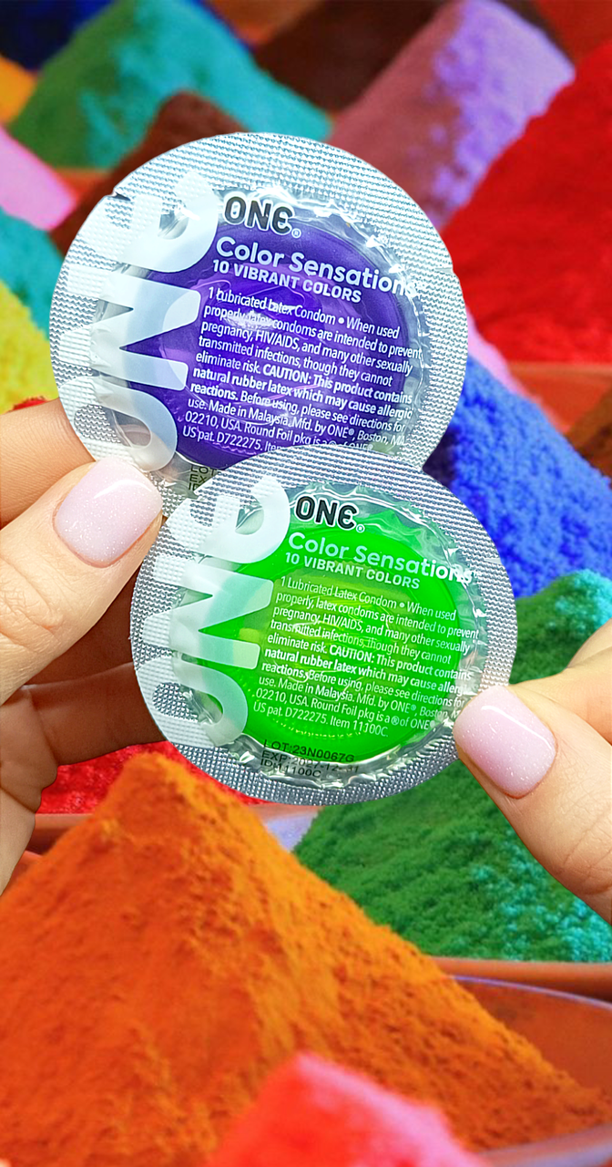 Презервативи різнокольорові з силіконовою змазкою з різними смаками ONE Color Sensations (за 1 шт