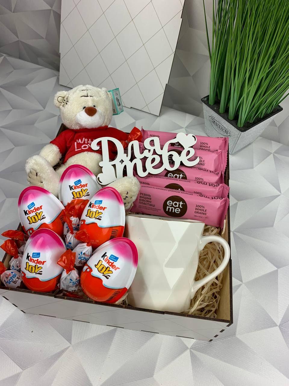 Подарочный шоколадный набор для девушки с конфетками набор в форме квадрата для жены, мамы, ребенка Nbox-76 - фото 2 - id-p2136887711