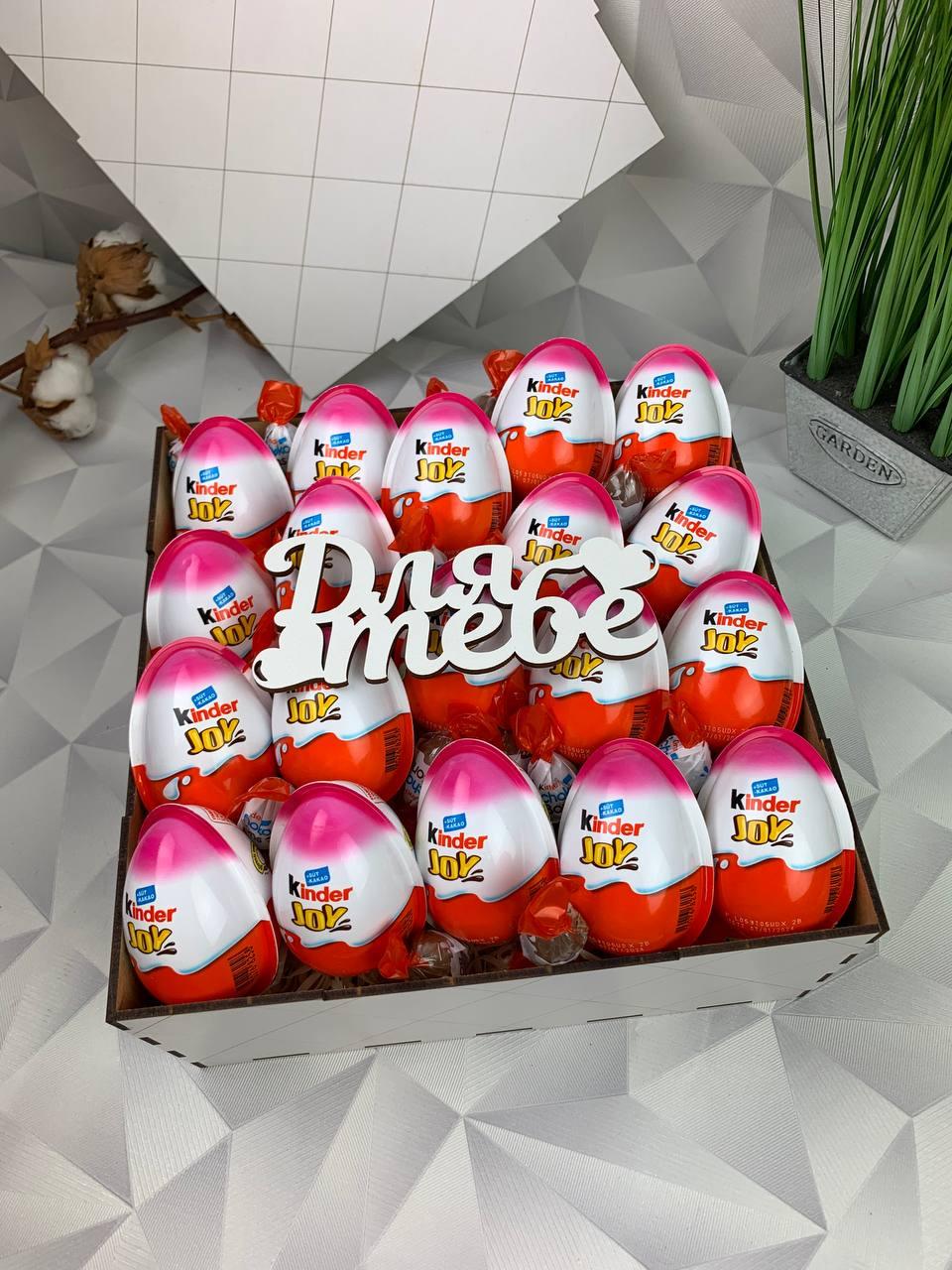 Подарочный шоколадный набор для девушки с конфетками набор в форме квадрата для жены, мамы, ребенка Nbox-84 - фото 2 - id-p2136887877