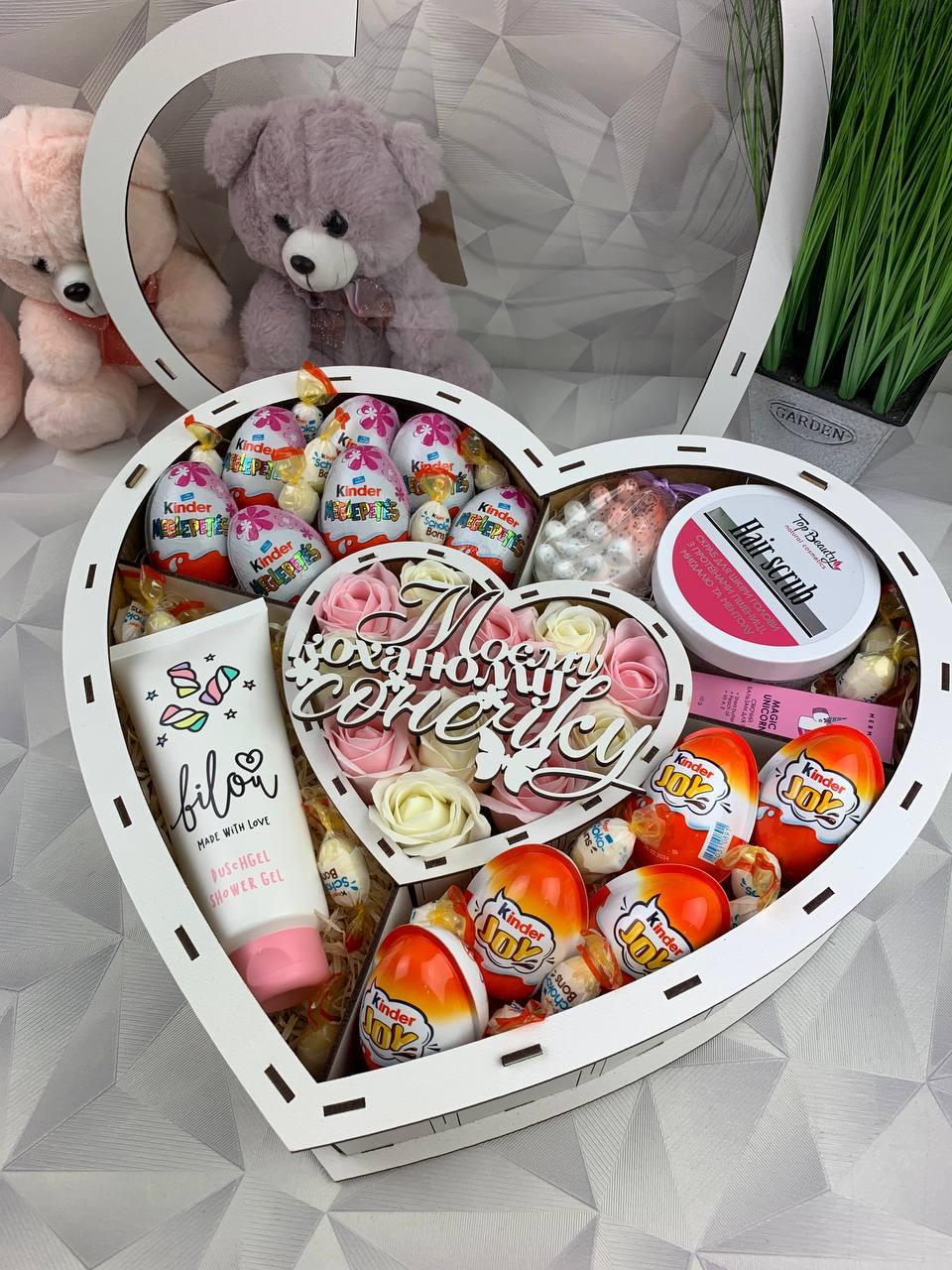 Подарочный шоколадный набор для девушки с конфетками набор в форме сердца для жены, мамы, ребенка Nbox-99 - фото 1 - id-p2136923829