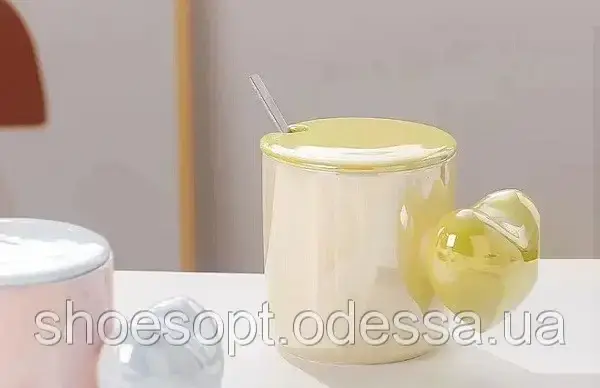 Стильний кухоль Серце з кришкою і ложкою