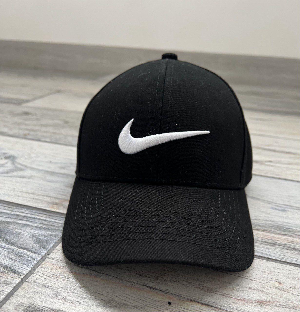 Кепка Nike чоловіча котонова чорна Бейсболка Найк на літо