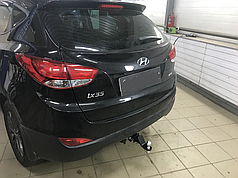 Фаркоп Hyundai IX35 2010-2015 (Хендай IX35) вставка під квадрат