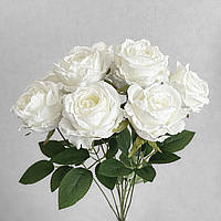 Букет зі штучних 9 білих троянд BR 0901