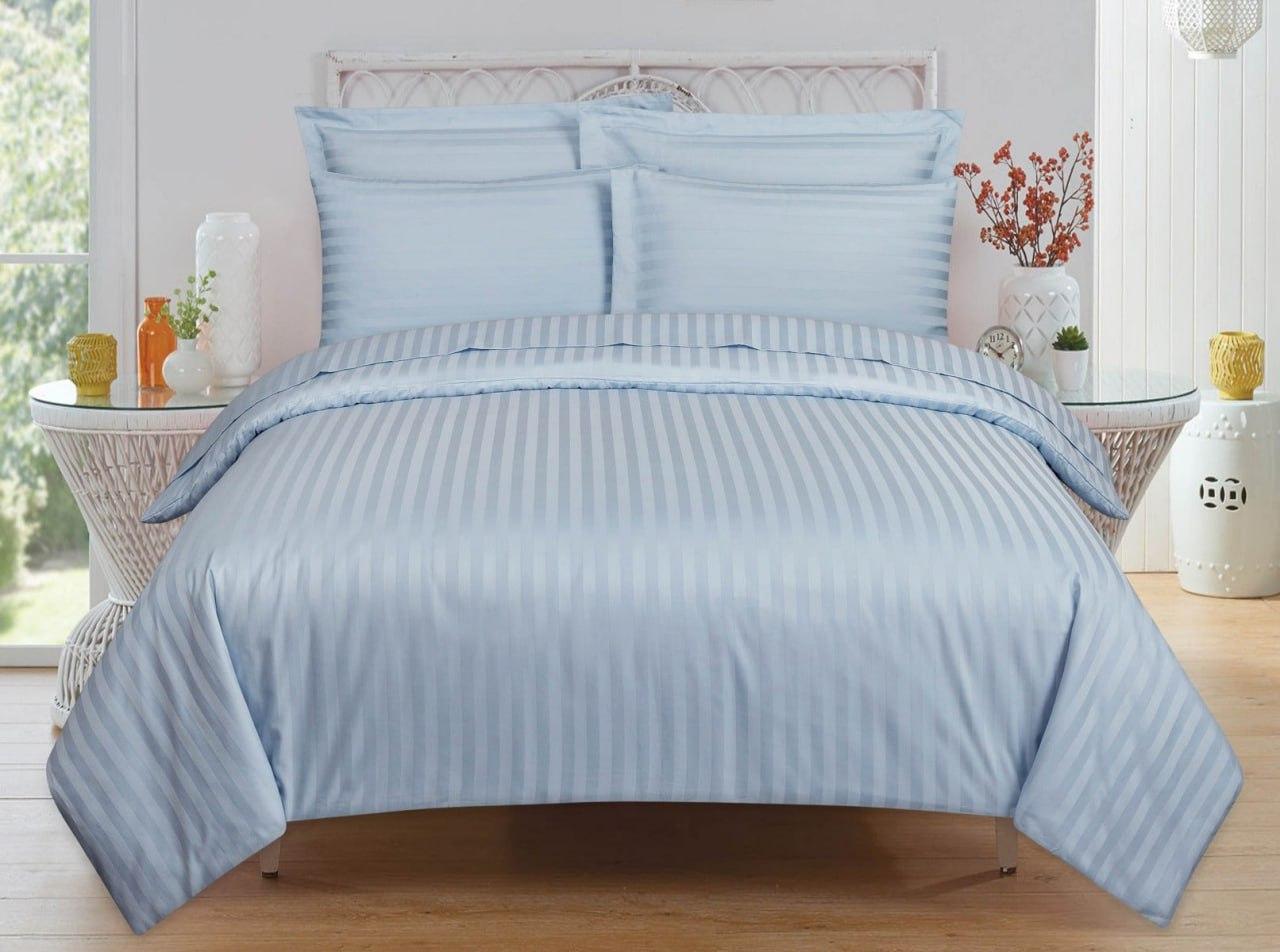 Комплект постільної білизни Страйп сатин Ніжно блакитний Полуторний розмір 150х220
