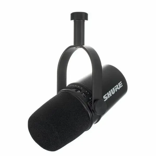 Студійний мікрофон Shure MV7-K