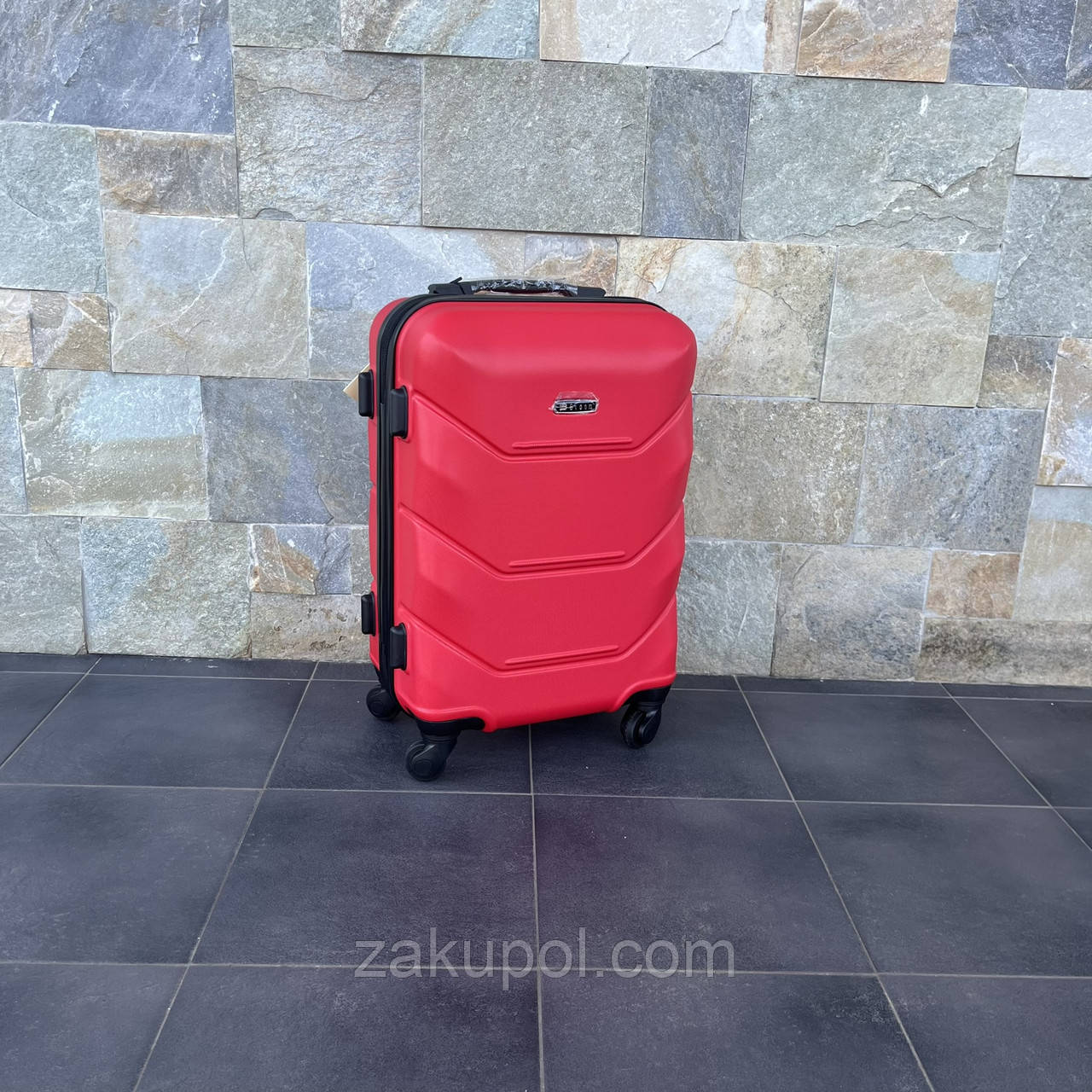Валіза дорожня мала Bloom 147 S Червоний