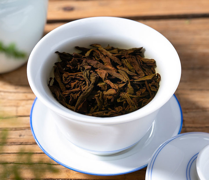 Чай Да Хун Пао, Большой красный халат, горный чай улун, жестяная банка 100 г, подарочная упаковка - фото 5 - id-p1838050316