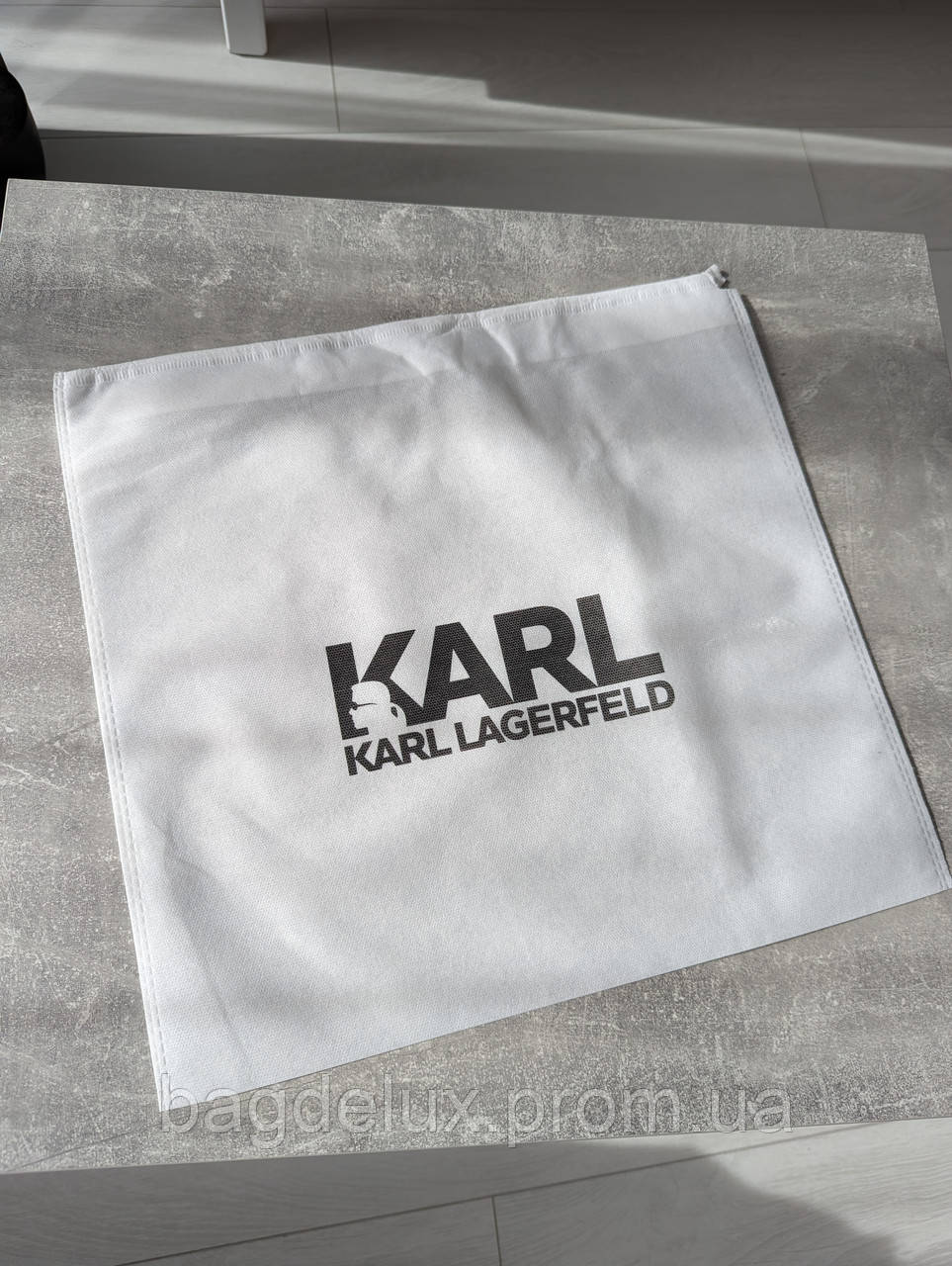 Фірмова упаковка пильник, маленький Karl Lagerfeld, пачка на подарунок. Подарункове брендове паковання