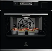 Духовка Electrolux SteamPro 900 z kamerą KOAAS31CX