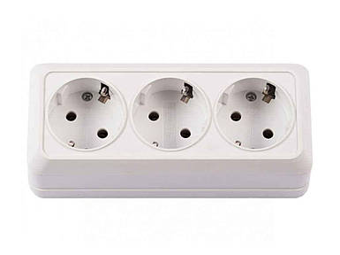 Розетка електрична Потрійна з заземленням OPERA 2014 (Білий) ТМ LUXEL FG