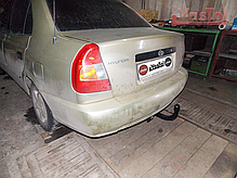 Фаркоп Hyundai Accent LC 2000-2006 (Хендай Акцент) без підрізу бампера, фото 5