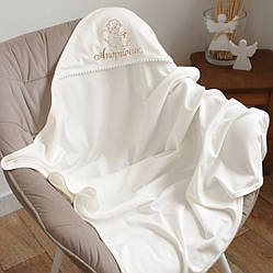 Крижмо Ladan іменне з кутиком для хрещення з ангелом 90х70 см Молочний (KR14-Interlock-angel-mol)