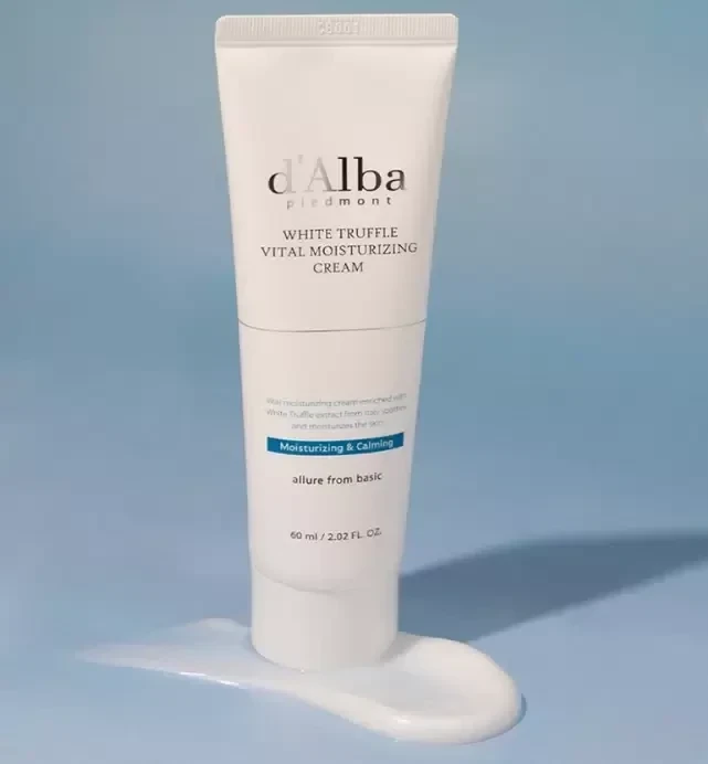 Антивіковий крем з білим трюфелем d'Alba White Truffle Vital Moisturizing Cream 60 ml
