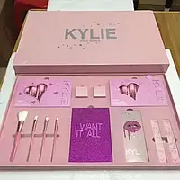 Набор косметики Kylie Jenner (тени, хайлайтеры, пигменты, матовые помады) розовый