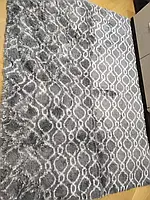 Ворсистий коврик на підлогу сірий