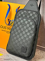Сумка Louis Vuitton Avenue Sling Infini Graphite с лого внизу s004