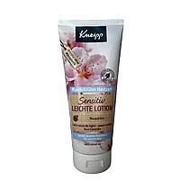 Лосьон для чувствительной кожи Kneipp® Almond Blossom с миндальным маслом