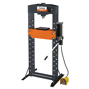 Прес пневмогідравлічний Unicraft WPP 30 E