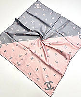 Платок Chanel Шанель Коллекция 2024 года!. Стильный весенний шелковый платок с ручной подшивкой Розово - Серый
