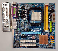 945 Уценка Gigabyte GA-M61SME-S2 V2 Socket AM2 DDR2 PCI-Express IDE SATA Int. video - материнская плата