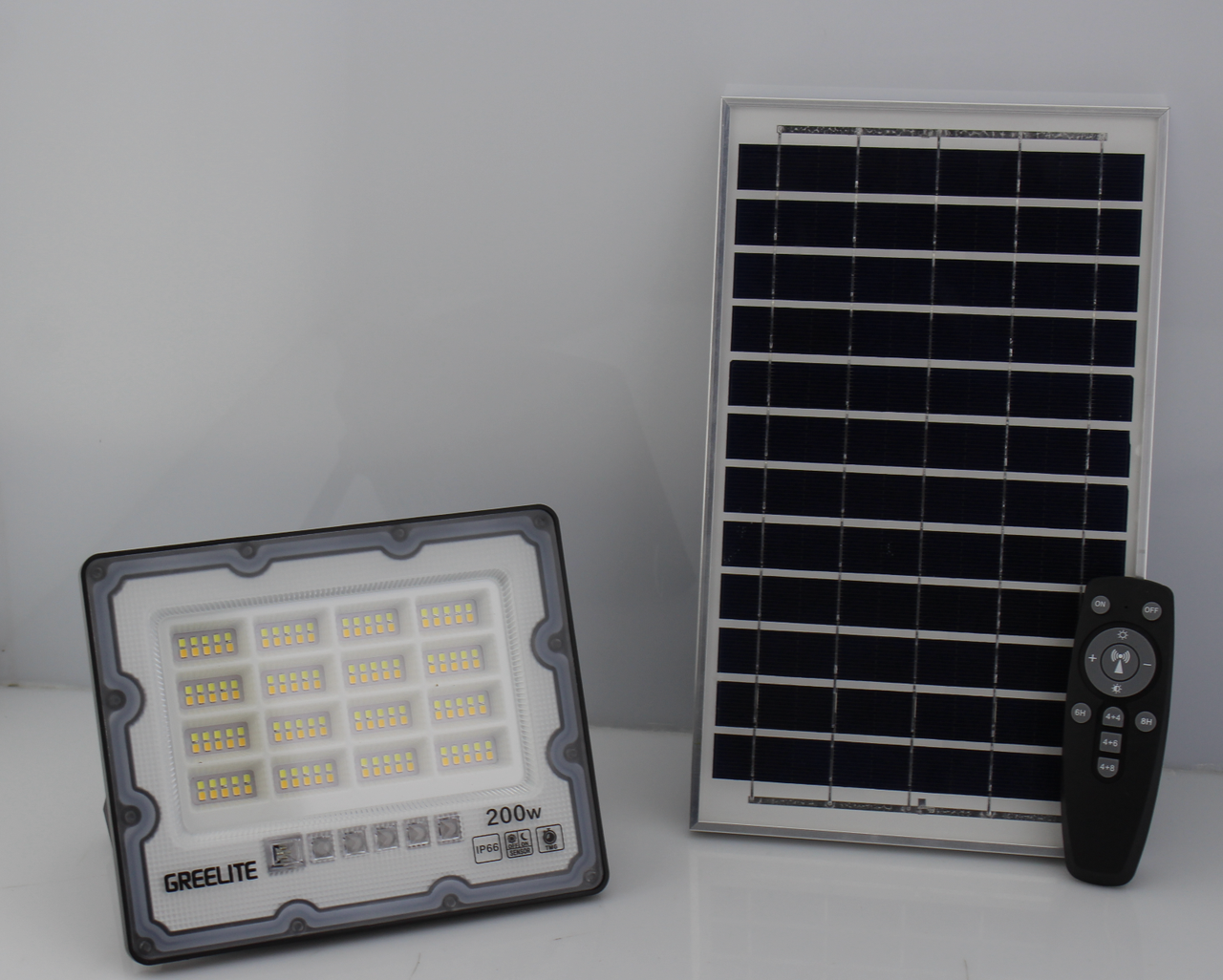 Вуличний ліхтар на стовп із сонячною панеллю 200W JX 007