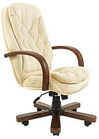 Кресло руководителя Венеция подлокотники дерево орех механизм Мультиблок ткань Мисти Milk (Richman ТМ)