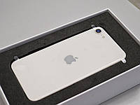 Apple iPhone SE 3 2022 64 gb white Акумулятор 100%