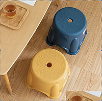 Стілець-підставка маленький дитячий. Висота 19,5 см