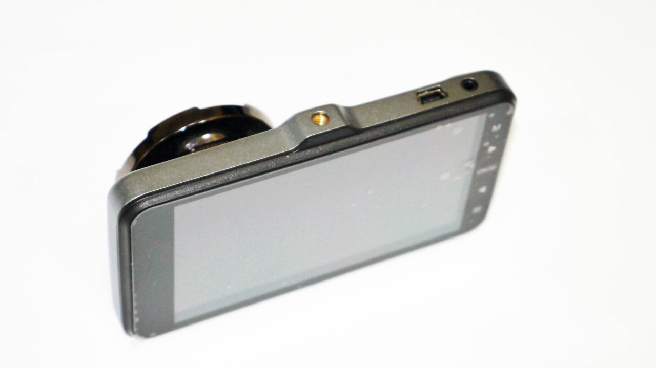 Видеорегистратор автомобильный универсальный в машину DVR GT500 Full HD 4" сенсорный экран с камерой з - фото 5 - id-p2140646869