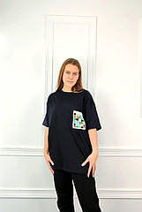 Молодіжна жіноча футболка OVERSIZE 44-48 карман ромашка Чорний