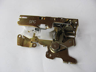 Замок бічних дверей (задній) на MB Sprinter, VW LT 1996-2006 — SPC (Туреччина) — 7301135