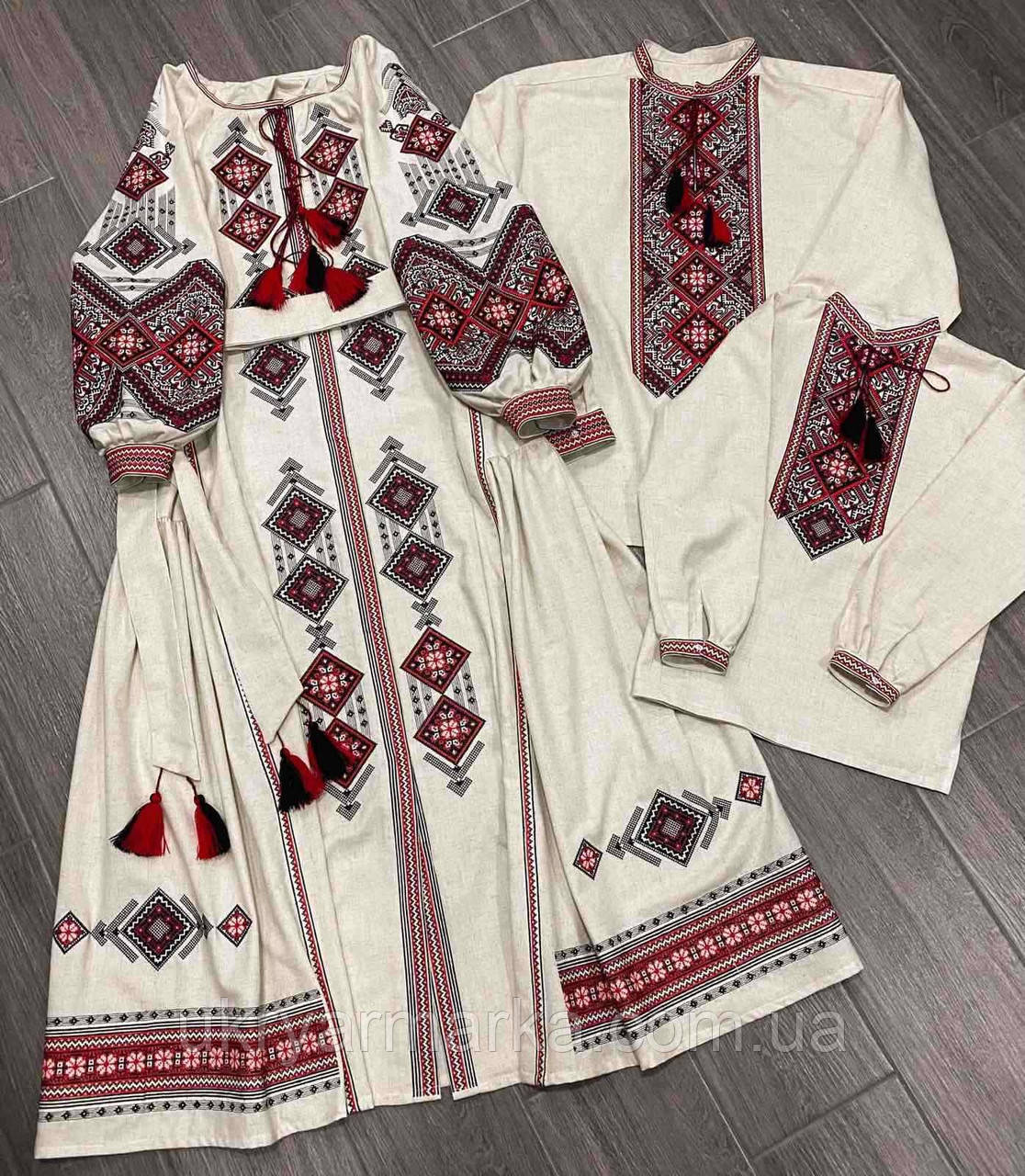 Вишиванки для родини "Щасливе Різдво"