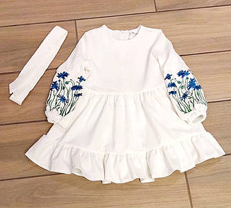 Дитяча святкова сукня білого кольору із вельветової тканини з вишитими рукавами розміри 110, фото 1