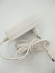 Блок живлення імпульсний стабілізований 15 В/2 A