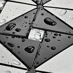 Алюмінієва плитка самоклейка Чорно-срібна зі стразами 300х300х3мм 3Д-панелі для декору стін під метал