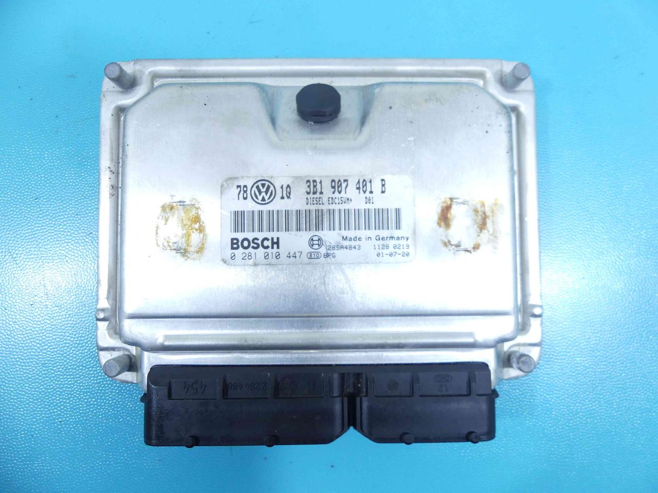 ЕБУ ECU Блок керування двигуном Volkswagen Passat B5 2.5 3B1907401B, 0281010447