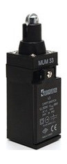 Вимикач кінцевий з пластиковою консоллю та металевим роликом d = 13 mm (1НО + 1 НЗ)