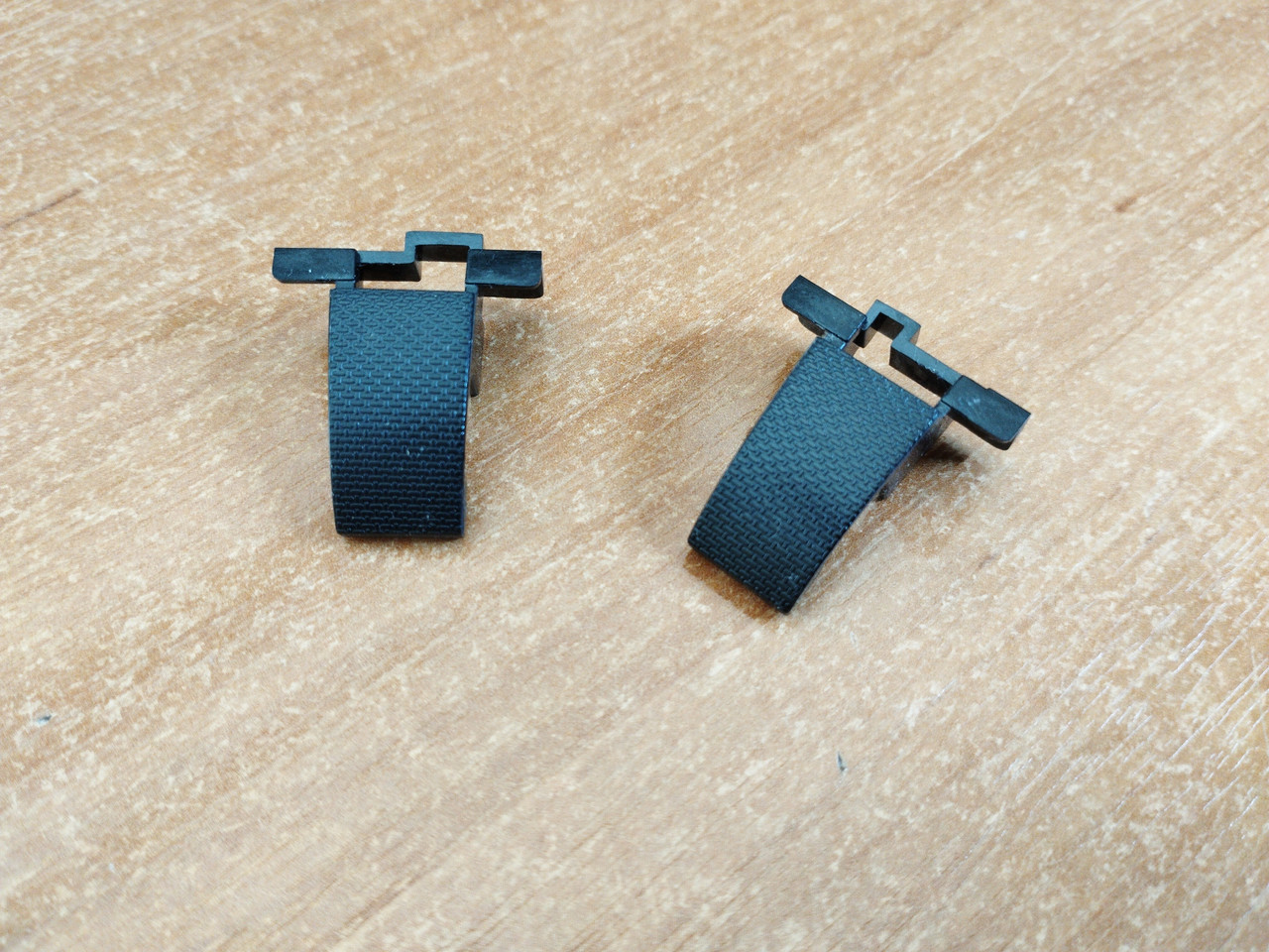 Lenovo G500 G505 G510 заглушки петель бв