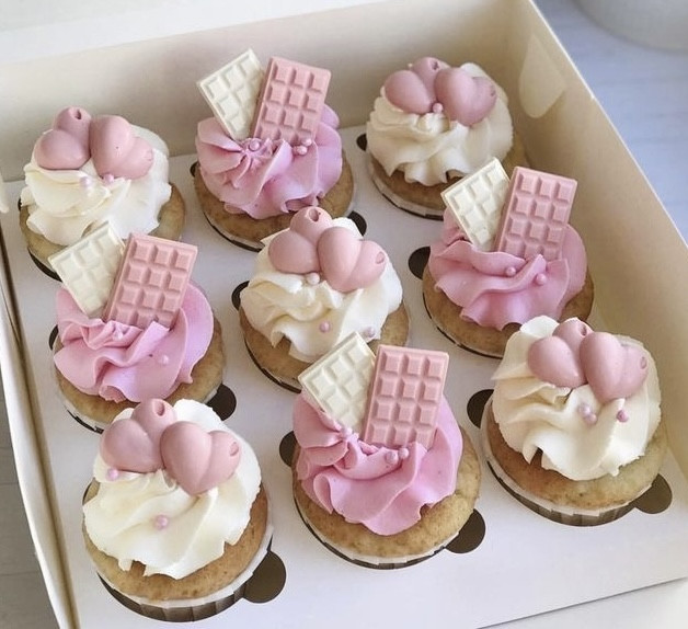 Капкейки на свято тематичні капкейки для свят, фото 1