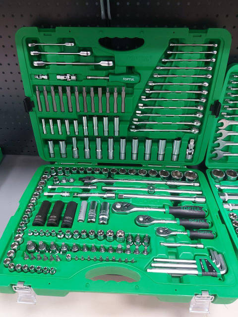 5571052783_w1280_h640_nabor-