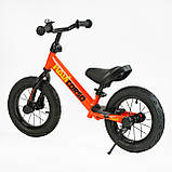 Біговел дитячий Corso Navi NV-12938 Жовтогарячий, надувні колеса 12 дюймів, підніжка, підставка для ніг, велобіг, фото 4