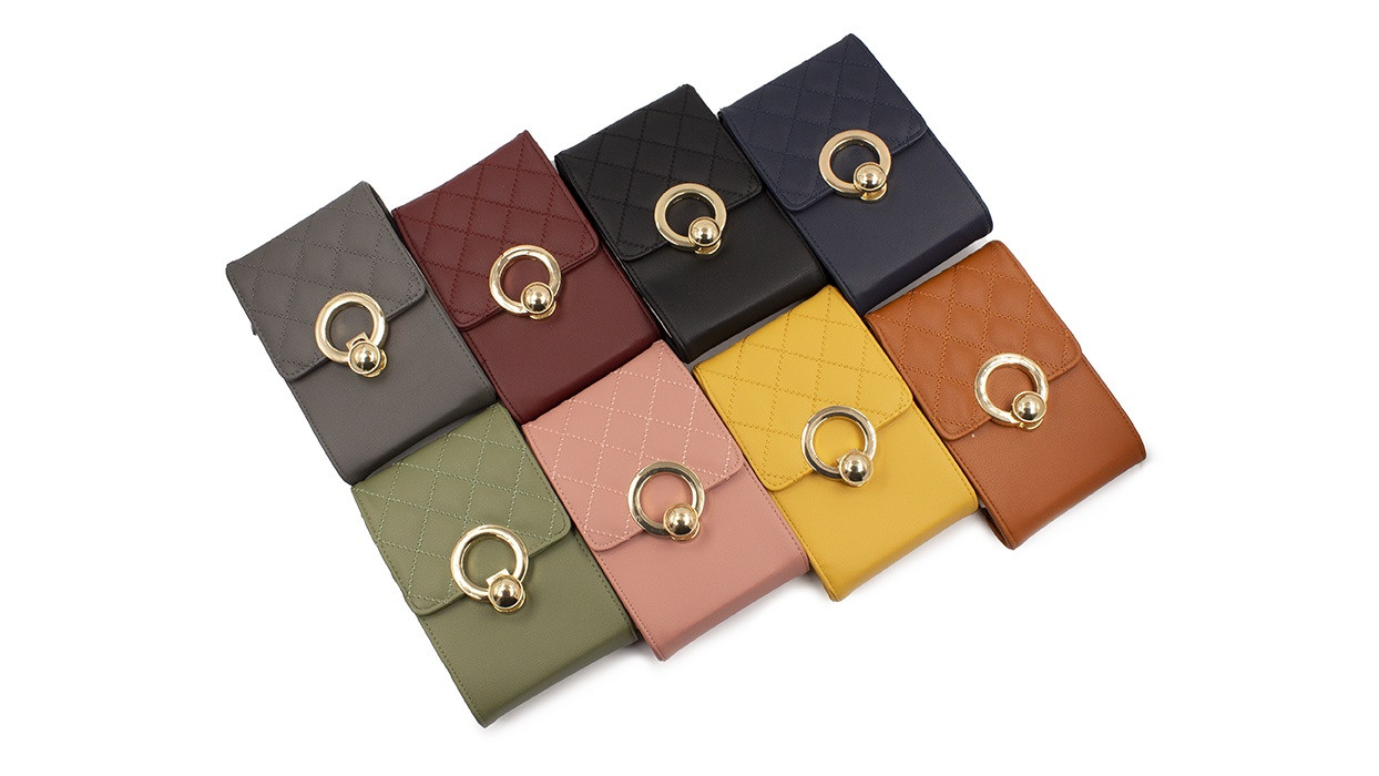 Сумочка гаманець жіноча 17.5*11 см із клапаном зі штучної шкіри в різних кольорах Karman, фото 1